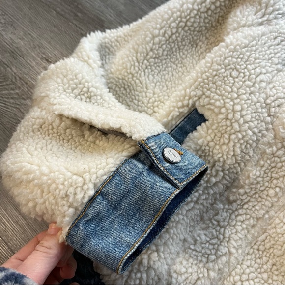 Pilcro & the Letterpress Women's Large Sherpa Denim Jacket - Picture 4 of 10